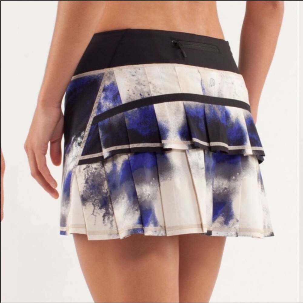 Lululemon 6 Tall Pace Setter Skirt Milky Way Galaxy Blue Marble 14”
